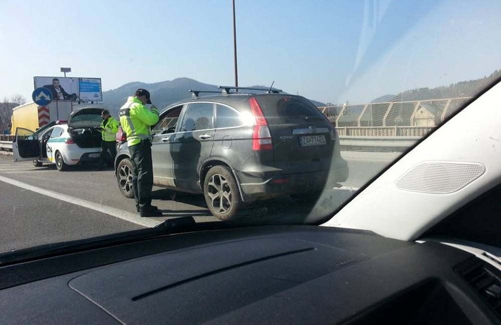 Foto: Polícia pripravuje kontrolu cestnej premávky v Trnavskom okrese, vodiči by mali jazdiť pozornejšie