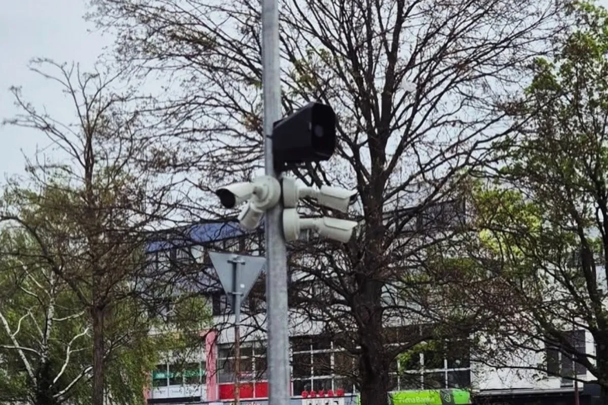 V Trnave pribudli nové kamery s reproduktormi, tie vás môžu aj verejne napomenúť. Novinka vzbudila poriadne vášne