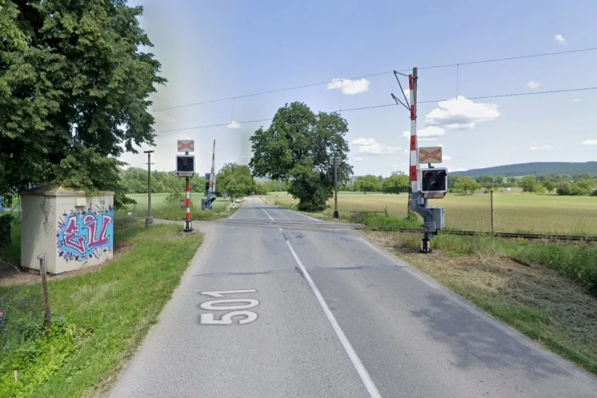 Vodiči, pripravte sa na úplnú uzávierku II. triedy v Senici. Potrvá vyše týždňa, kade povedie obchádzka?