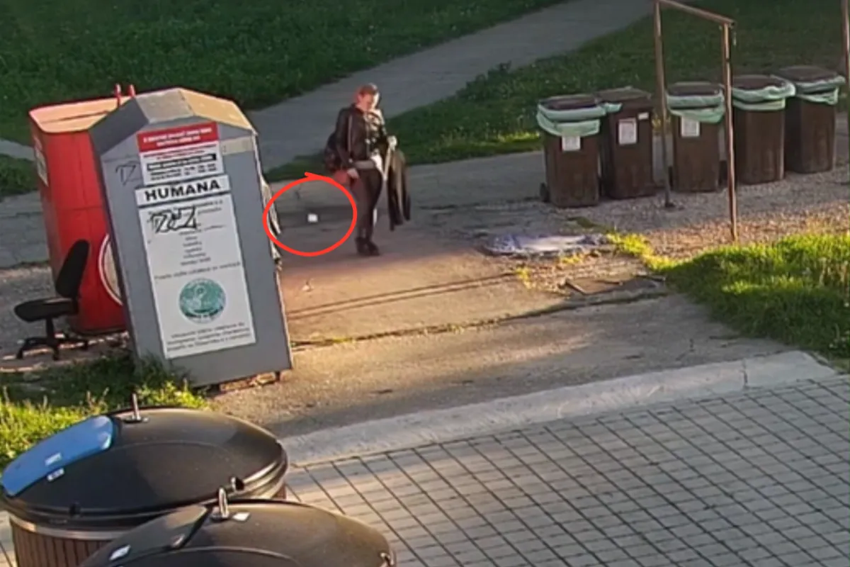 VIDEO: V Senici našla poctivá žena stratenú bankovku. Namiesto do vrecka ju zaniesla na políciu