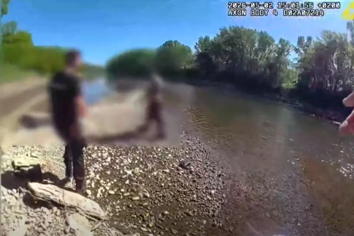 VIDEO: Scény ako z akčného filmu. Pred policajtmi zo Serede najprv unikali v autách, potom sa vrhli do Váhu