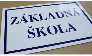 Pri základných školách pribudnú ovocné záhrady