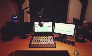 Pozor: Trnavské rádio štartuje už 17. novembra, naladiť si ho môžete na frekvencii 103,9 MHz