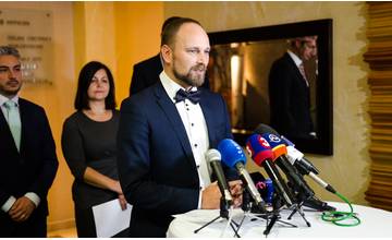 Nový župan Jozef Viskupič: Problémy ľudí nemajú politické zafarbenie, sme pripravení riešiť ich