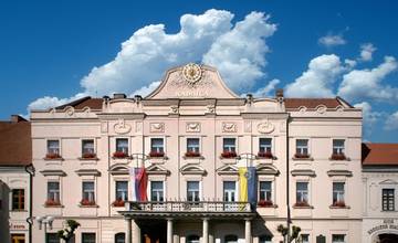 Mesto Trnava schválilo nový rozpočet na rok 2018, radnica počíta s rastúcimi príjmami