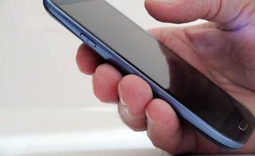 39-ročný Trnavčan mal vďaka podvodnému inzerátu o predaji mobilu získať 320 eur, hrozí mu väzenie