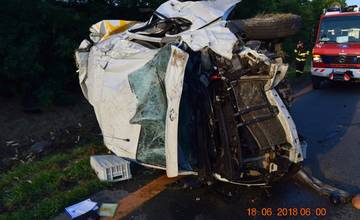 Nehoda kamióna a dodávky na D1 pri Trnave - škodu odhadujú na cca 70 000 eur