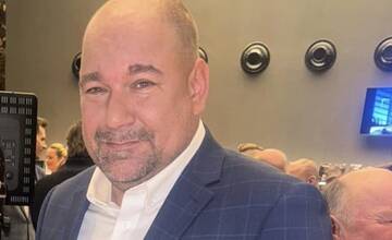 Novým ministrom cestovného ruchu a športu sa stal Dušan Keketi. Jeho otec hrával za Spartak Trnava