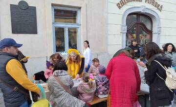 FOTO: Fašiangy sú v Trnave v plnom prúde. V poobedňajších hodinách pochovajú basu