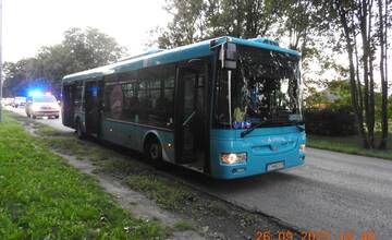 Dôchodkyňa sa zranila v linkovom autobuse v Trnave. Prípad rieši polícia, hľadá svedkov