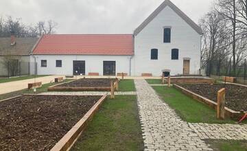 Starému mlynu v Páci hrozila deštrukcia. Archeopark Cífer mu vráti život, čoskoro privíta prvých návštevníkov