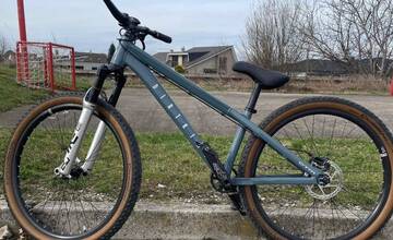 V Trnave niekto ukradol bicykel. Po páchateľovi pátra HAKA, majiteľ ponúka odmenu