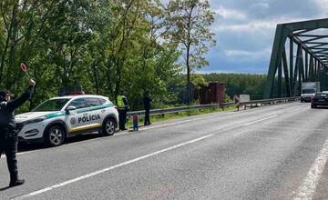 V Trnavskom kraji prebehla policajná akcia, hľadali migrantov v blízkosti štátnej hranice