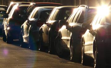 Frustrovaní vodiči v Hlohovci hlásia rozsiahle kolóny. Tomuto miestu sa vyhnite