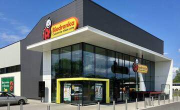 Nový supermarket Biedronka prichádza aj do Trnavského kraja: Zistite, kde sa otvorí