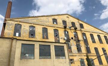 VIDEO+FOTO: Mladík nahliadol do vnútra opusteného Cukrovaru v Trnave. Všetko tu zostalo, uvádza