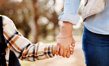 Trnavčanka už 30 rokov hľadá synov, ktorých jej v mladosti odobrali. Nepoznáte ich?