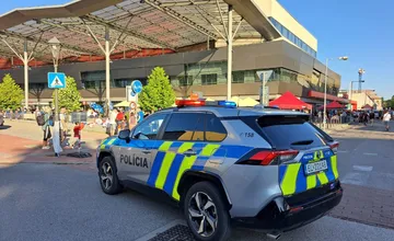 Počas jarmoku platia v Trnave dopravné obmedzenia, v sobotu sa pre koncert pridá obmedzenie aj pri štadióne 