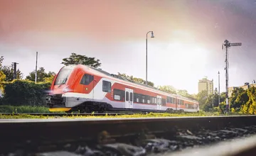 Budú do Trnavy premávať vlaky na batérie? Dopravca podpísal zmluvu za 144 miliónov!