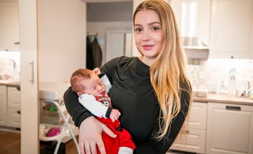 FOTO: Prvou Trnavčankou roku 2026 je Karolína. Na svete ju privítali aj zástupcovia mesta