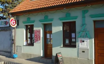 Po 22 rokoch zatvorila v Smoleniciach dvere obľúbená pizzéria. Bola úplne prvá, zákazníkov si získala pizzou a cesnačkou