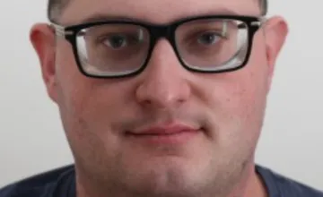 Trnavskí pátrači vyhlásili pátranie po 32-ročnom Denisovi, na muža je vydaný zatykač