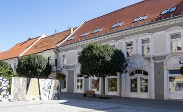 O priestory v srdci Trnavy bol boj. Víťazom sa napokon stala spoločnosť, ktorá tu otvorí pekáreň s výrobou koláčov