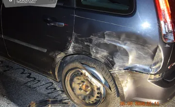 Trnavská polícia pátra po vodičovi. Na R1 pri Nitre narazil do vodičky, ktorú zranil a spôsobil jej škody