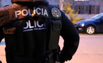 Jana poslala senickému policajtovi odkaz, ktorý potešil celé oddelenie. Ocenila jeho ľudský prístup pri dopravnej nehode