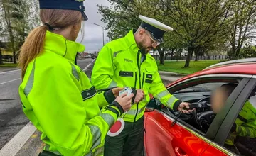 Trnavský kraj zažil tragický týždeň na cestách. Dve obete a desiatky nehôd pripomínajú, aby vodiči šoférovali triezvi