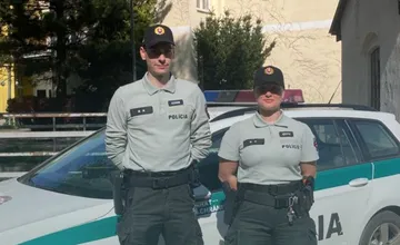 Rýchly zásah v Jaslovských Bohuniciach: Policajti zachránili muža v poslednej chvíli, našli ho ležať v bezvedomí