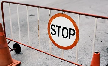 Vodiči, zbystrite! Táto cesta v Trnavskom kraji bude v stredu úplne uzavretá