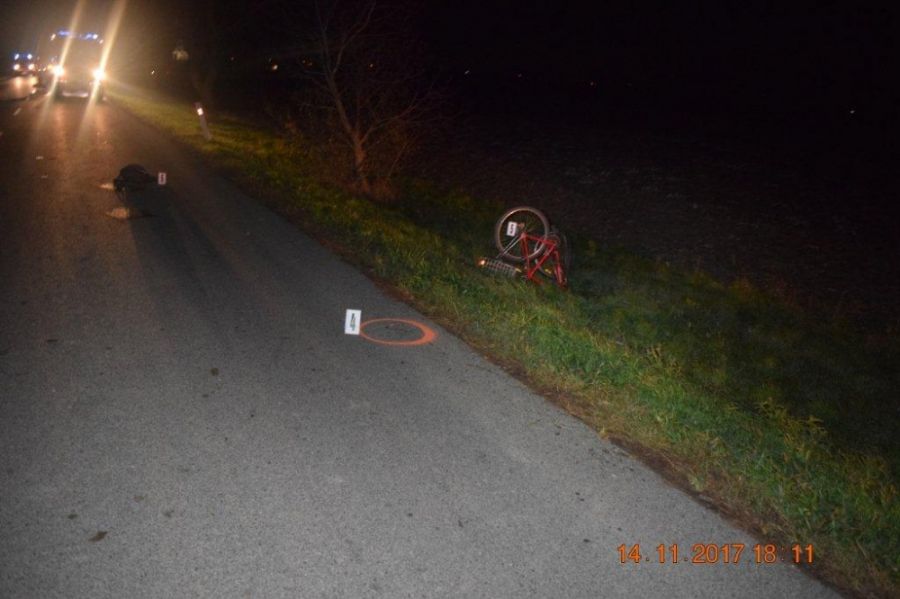 Dopravná nehoda v Trnavskom kraji, Dve osobná autá a cyklista s 1,8 promile, foto 4