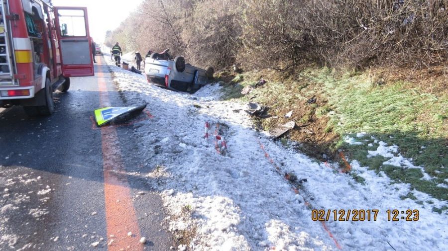 Dve dopravné nehody počas prvej decembrovej soboty riešila polícia na diaľnici D1, foto 3