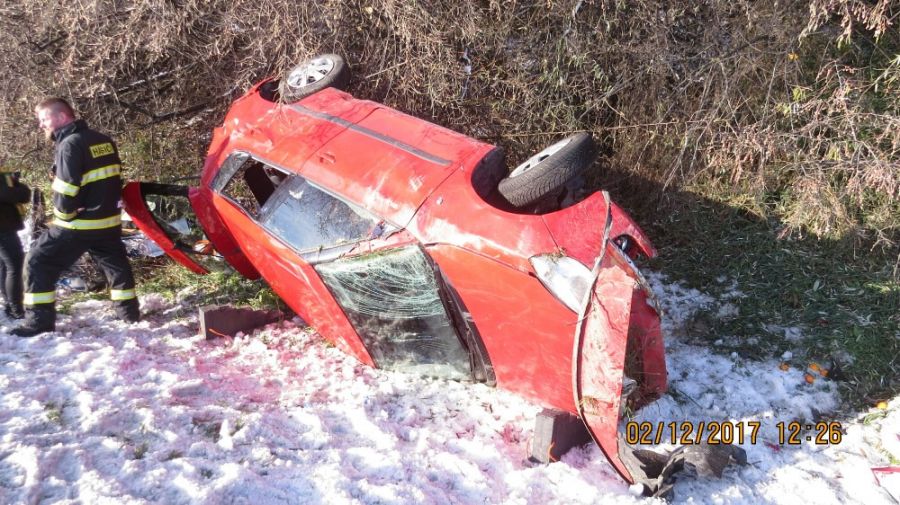 Dve dopravné nehody počas prvej decembrovej soboty riešila polícia na diaľnici D1, foto 4