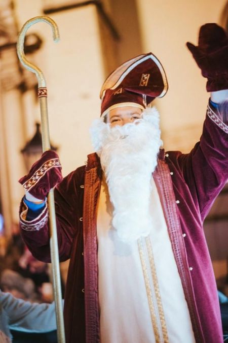 Mikuláš a deti rozžiarili Trnavu, pozrite sa aká krásna atmosféra zavládla v meste 5. decembra, foto 17