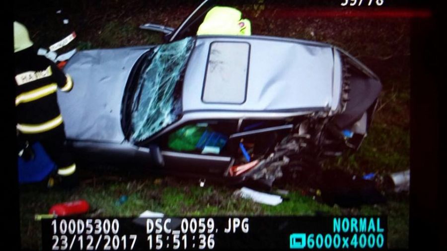 Zrážka 3 áut na diaľnici D1 sa skončila tragicky, jeden z vodičov na mieste podľahol zraneniam, foto 2