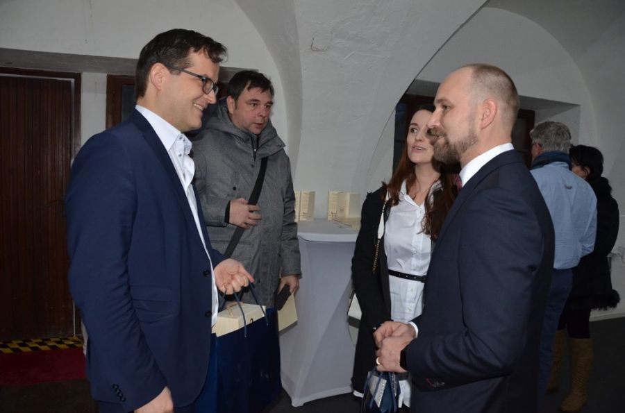 Kaštieľ v Moravanoch nad Váhom opäť ožil výstavou umeleckých diel vďaka projektu Návrat do života, foto 7