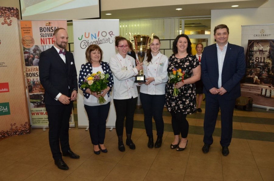 V priestoroch Hotelovej akadémie Ľudovíta Wintera sa opäť bojovalo o pohár, uspeli aj domáci žiaci, foto 5