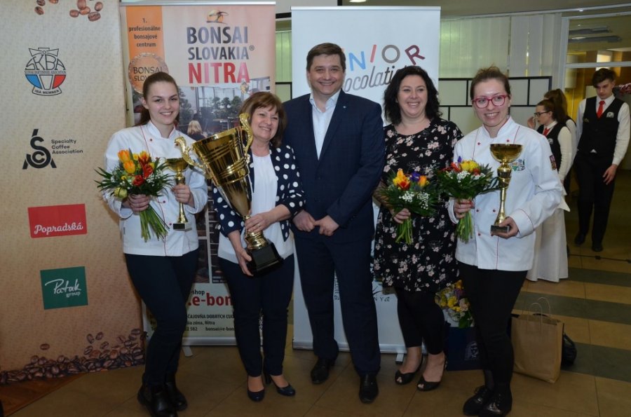 V priestoroch Hotelovej akadémie Ľudovíta Wintera sa opäť bojovalo o pohár, uspeli aj domáci žiaci, foto 6