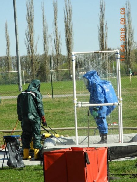 Hasiči z Trnavy a Kútov boli na medzinárodnom cvičení zásahov pri škodlivých látkach v Rakúsku, foto 5
