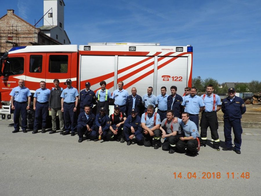 Hasiči z Trnavy a Kútov boli na medzinárodnom cvičení zásahov pri škodlivých látkach v Rakúsku, foto 6