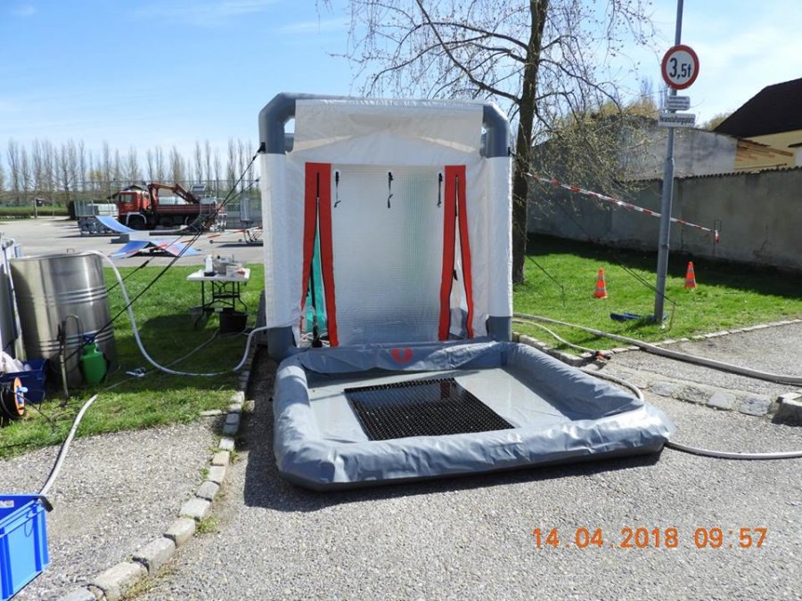 Hasiči z Trnavy a Kútov boli na medzinárodnom cvičení zásahov pri škodlivých látkach v Rakúsku, foto 14