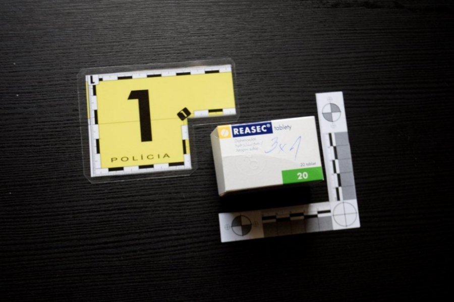 Po Trnave predával drogy - polícia počas akcie v byte na Prednádraží zadržala 36-ročného muža, foto 1