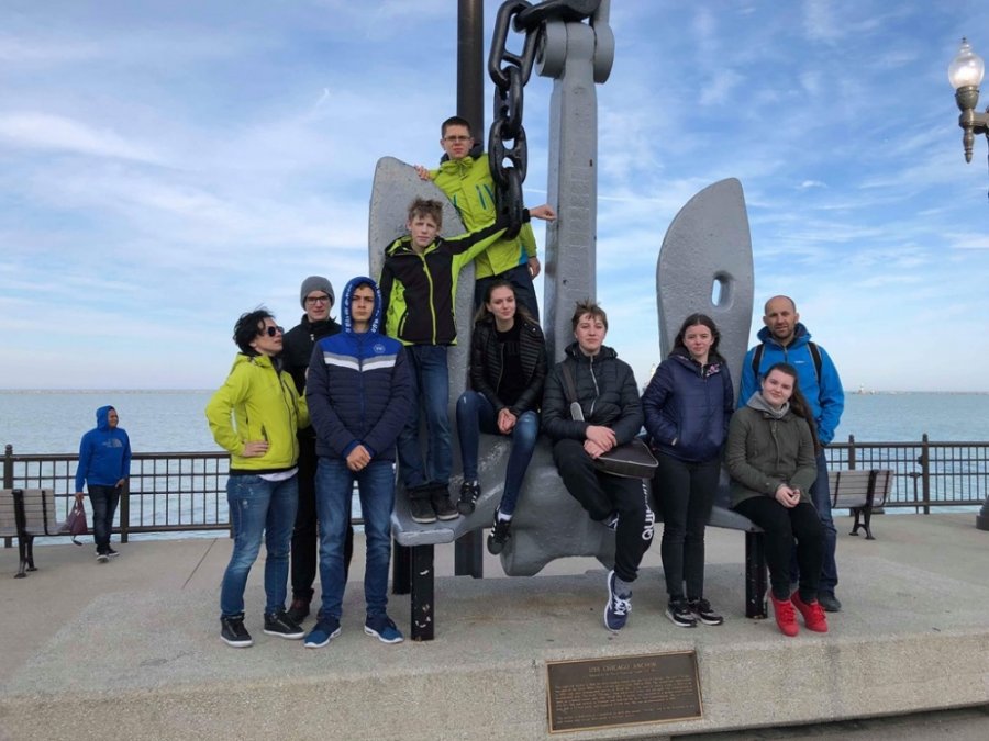 9 žiakov z Trnavy sina medzinárodnej súťaži v robotike v americkom Detroite vybojovali 3. miesto, foto 2