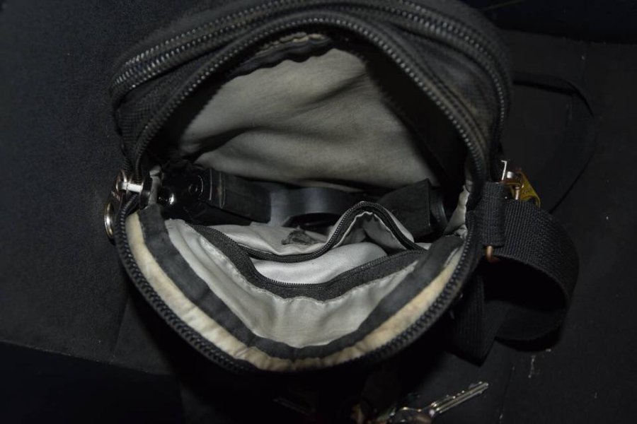 Pri Zavare a Majcichove prebehlo odovzdávanie drog, obchod prekazila NAKA a policajti z KR PZ Trnava, foto 5