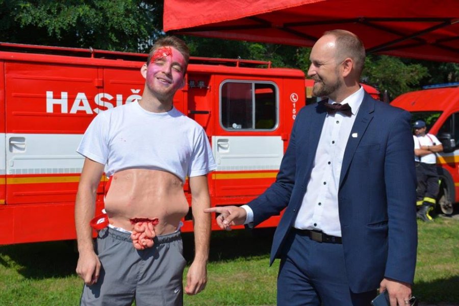 Na letisku v obci Boleráz sa konalo cvičenie hasičov, ktorí trénovali zásah pri páde lietadla, foto 15