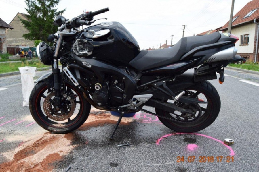 Polícia zasahovala pri dvoch závažných dopravných nehodách s účasťou motocyklistov, foto 3