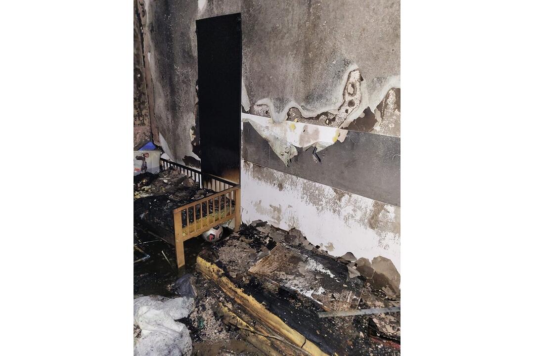 FOTO: Mladý muž mal podpáliť byt v Hlohovci, foto 2