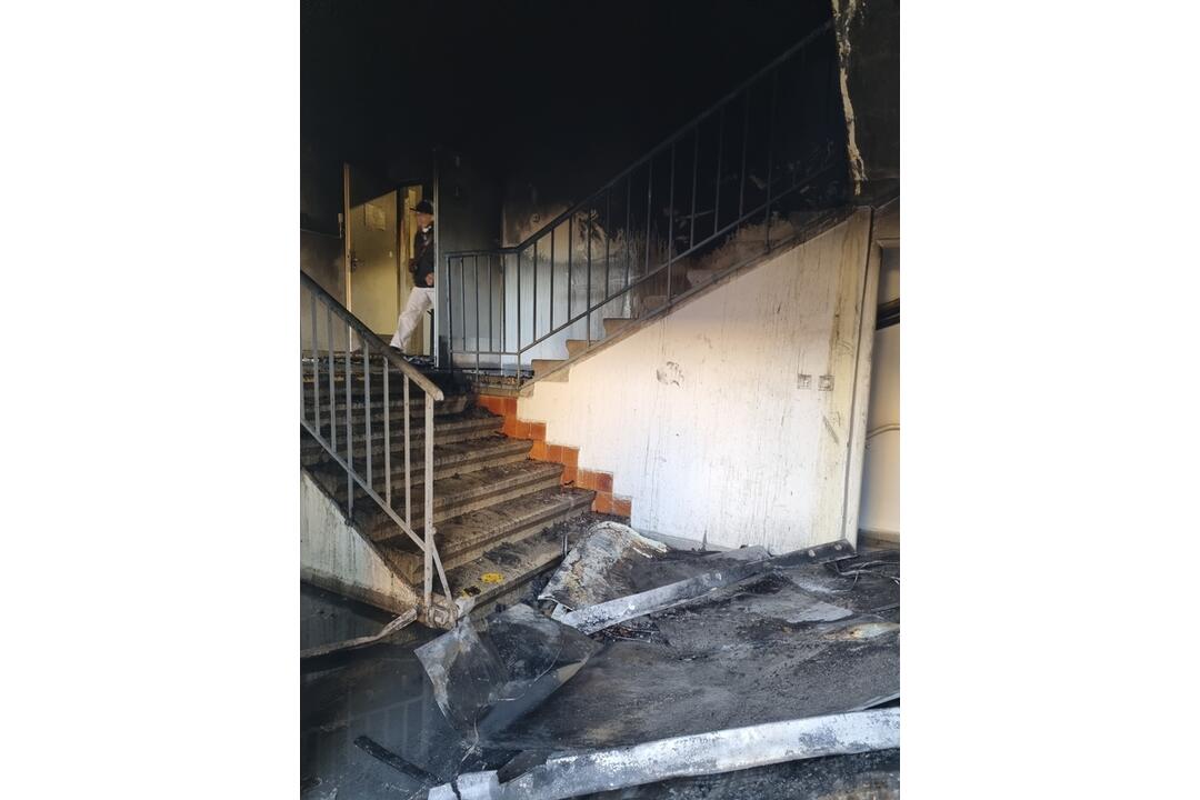 FOTO: Trnavskú nemocnicu opäť zachvátil požiar, foto 3
